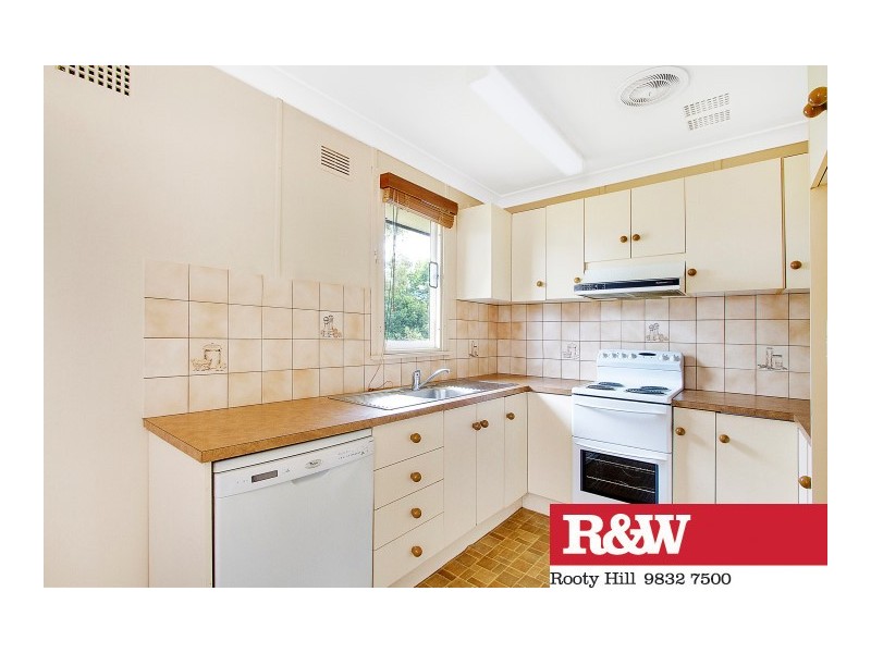 18 Mackellar Road, Hebersham NSW 2770