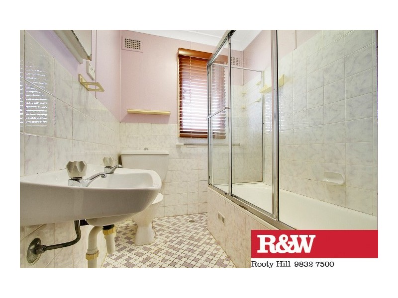 18 Mackellar Road, Hebersham NSW 2770