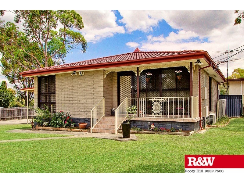 10 Livingston Avenue, Dharruk NSW 2770