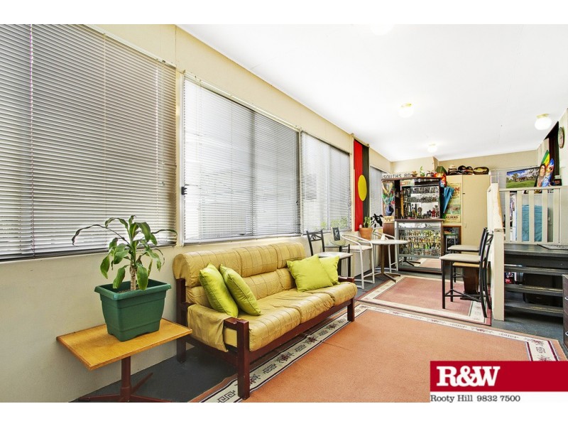 10 Livingston Avenue, Dharruk NSW 2770