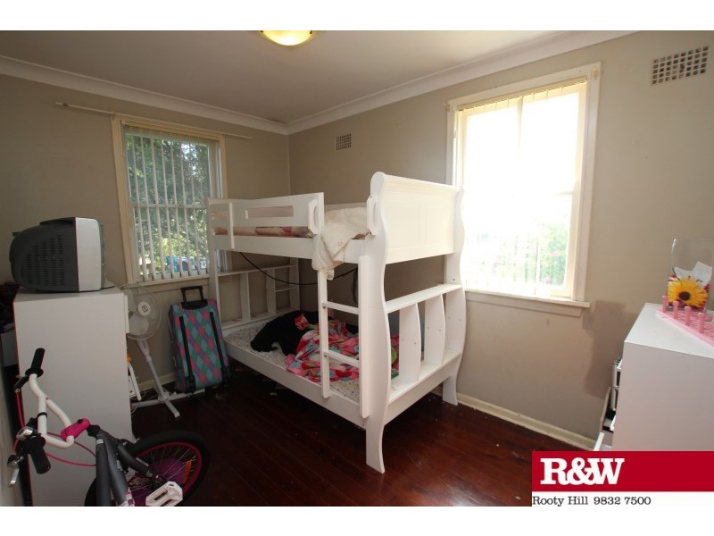 24 Erebus Crescent, Tregear NSW 2770