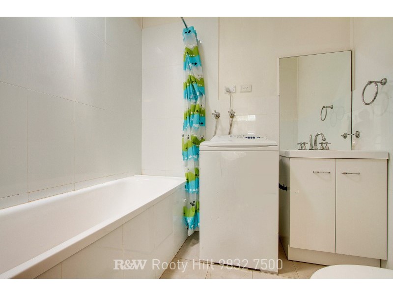 24 Guildford Road, Cambridge Park NSW 2747