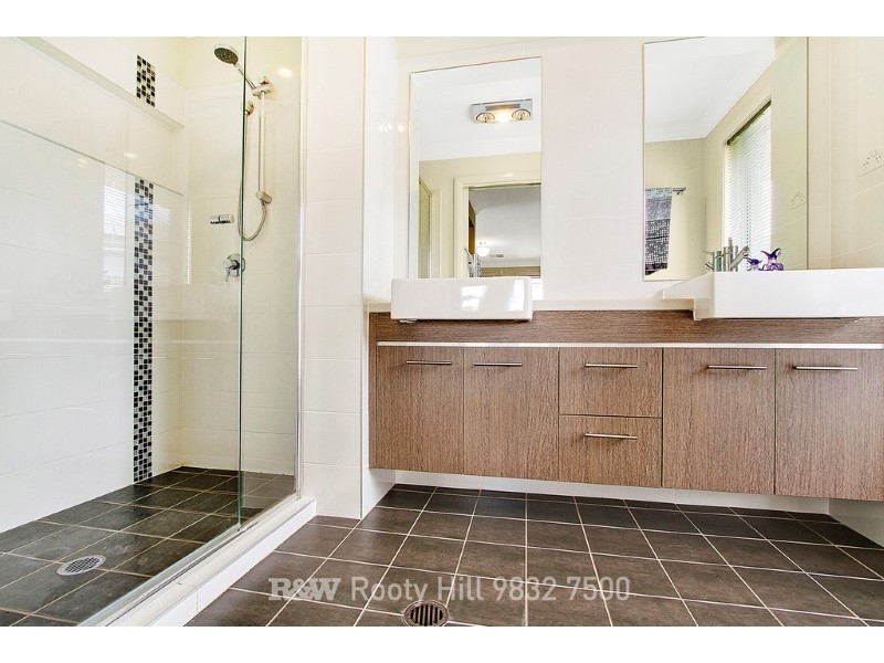 21 Kirkwood Crescent, Colebee NSW 2761