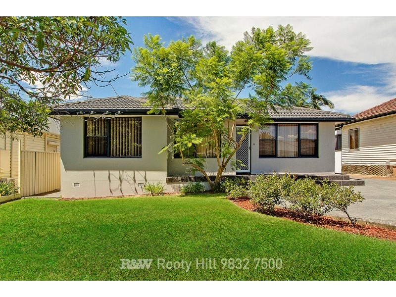 68 College Street, Cambridge Park NSW 2747