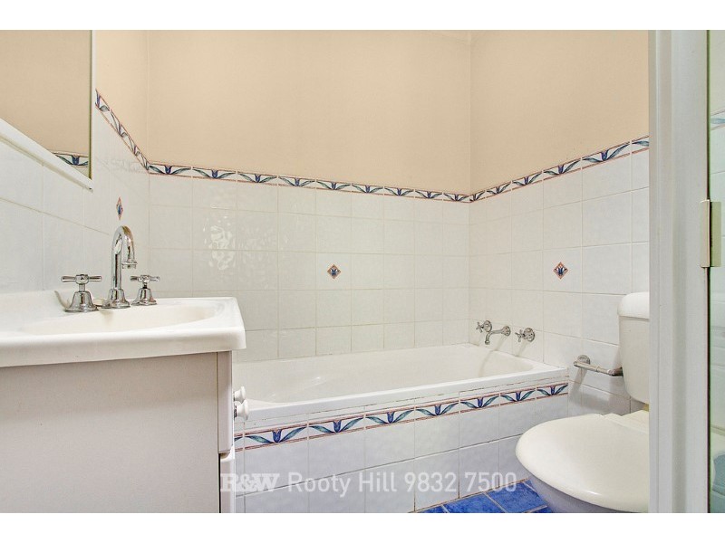 68 College Street, Cambridge Park NSW 2747