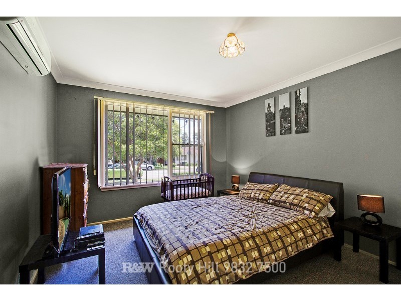 68 College Street, Cambridge Park NSW 2747