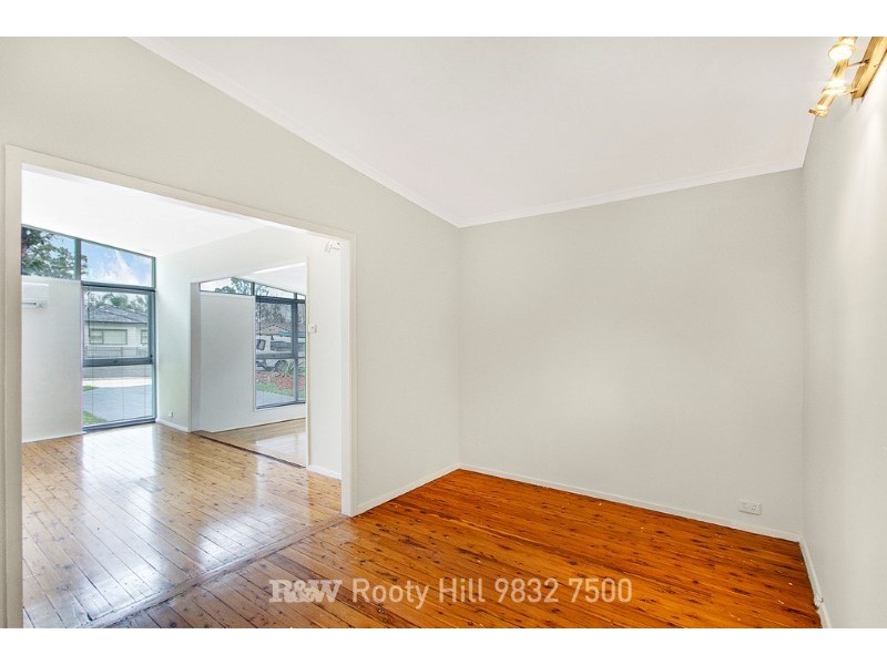 30 Cambridge Street, Cambridge Park NSW 2747