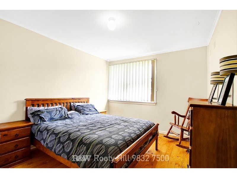 35 Feramin Avenue, Whalan NSW 2770