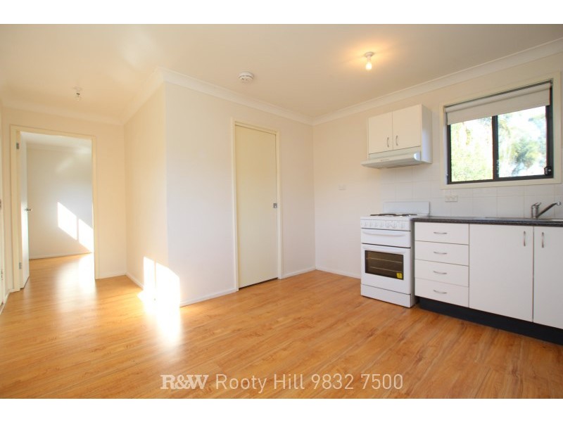 35 Feramin Avenue, Whalan NSW 2770