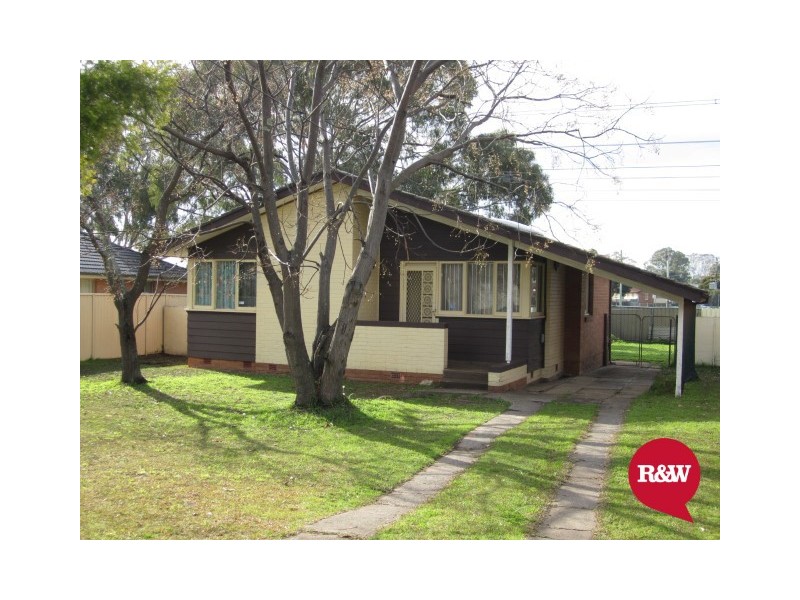 39 Manila Road, Lethbridge Park NSW 2770