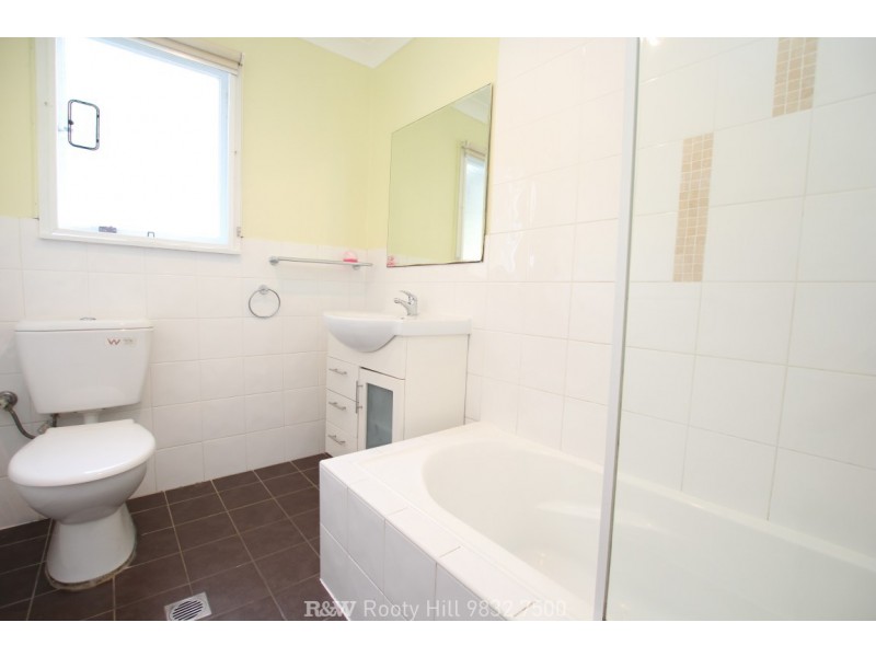 29 Neriba Crescent, Whalan NSW 2770