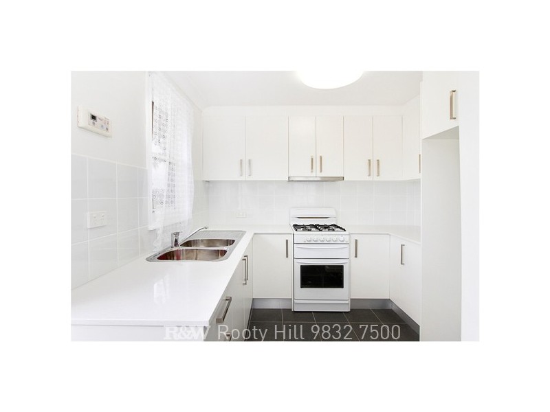 5 Basildon Place, Hebersham NSW 2770