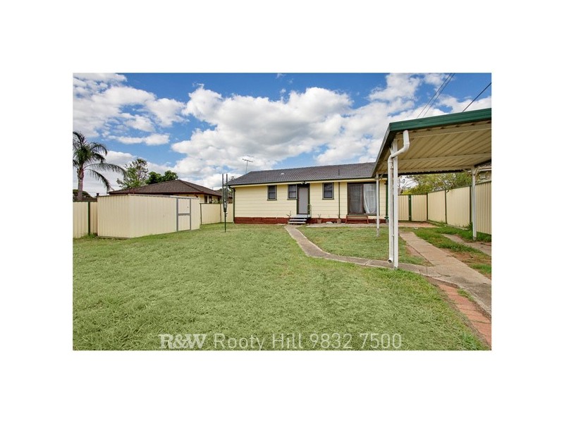5 Basildon Place, Hebersham NSW 2770