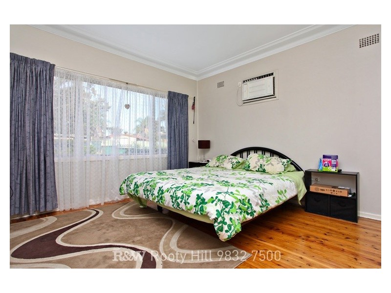 17 Breyley Road, Cambridge Park NSW 2747