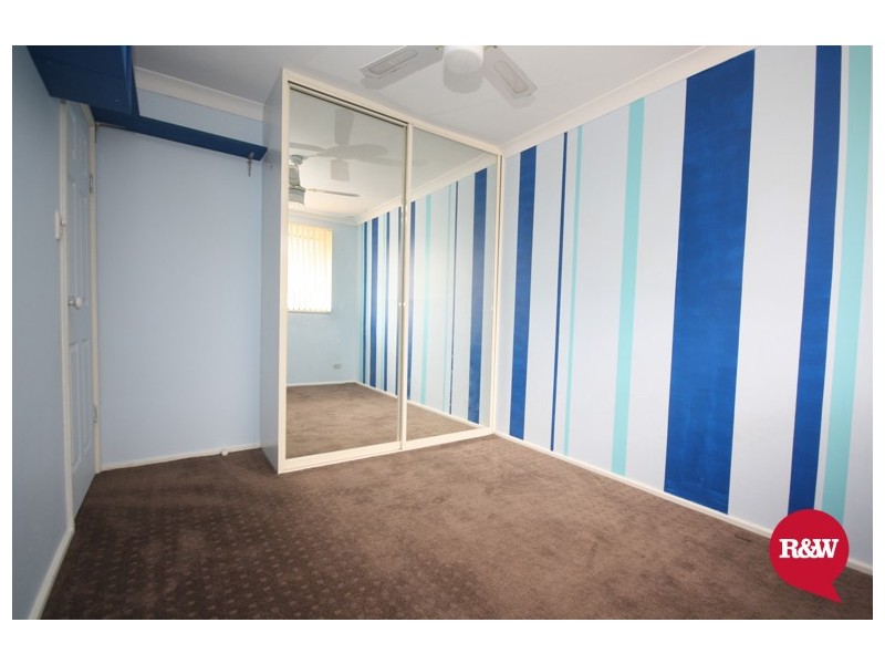1/13 St Johns Road, Campbelltown NSW 2560