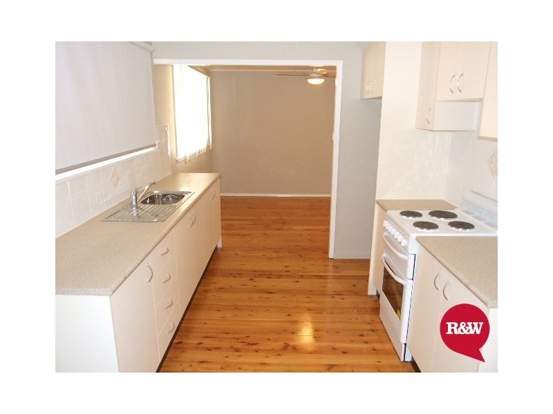 5 Railway Street, Werrington NSW 2747