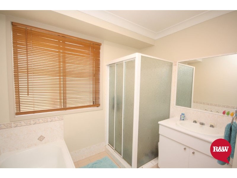10 Aaron Place, Plumpton NSW 2761