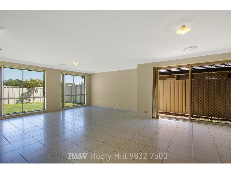 5 Pandorea Street, Claremont Meadows NSW 2747