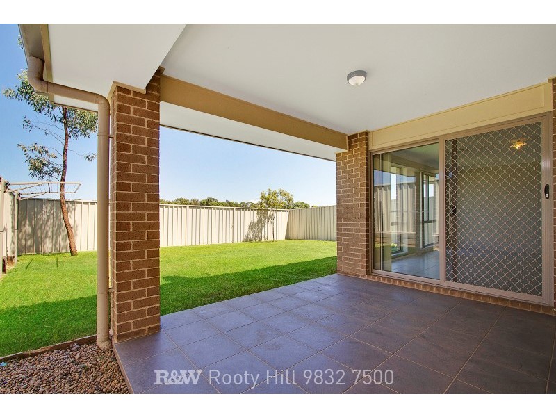 5 Pandorea Street, Claremont Meadows NSW 2747