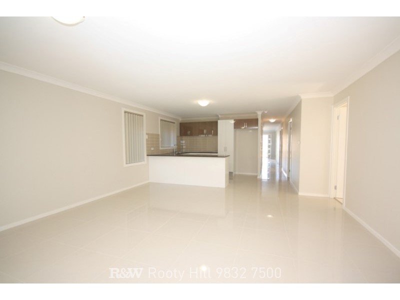 4 Twynam Place, Minto NSW 2566