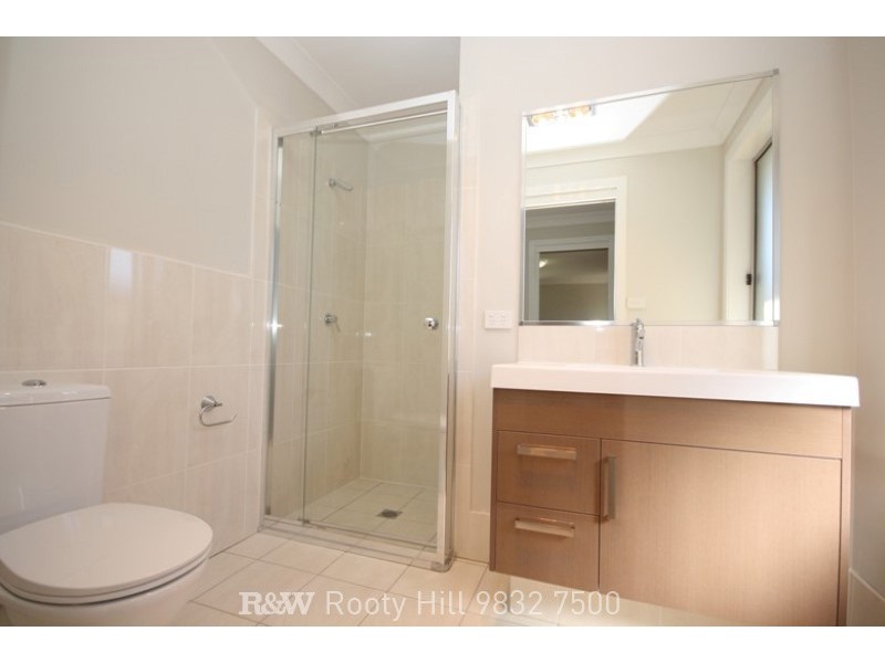 4 Twynam Place, Minto NSW 2566