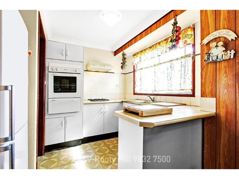 16 Brierley Crescent, Plumpton NSW 2761