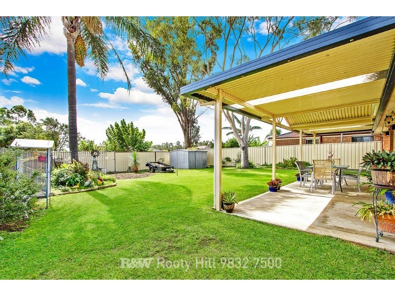 16 Brierley Crescent, Plumpton NSW 2761