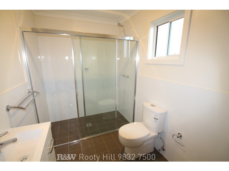 4a Newport Street, Cambridge Park NSW 2747