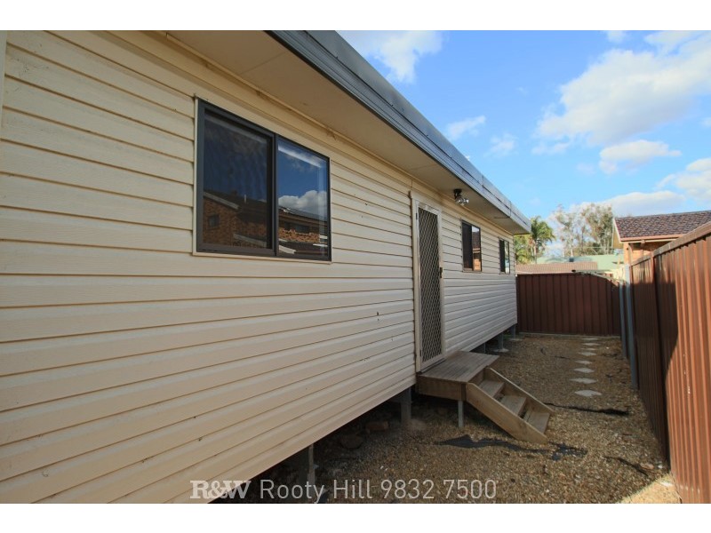 141a Oxford Street, Cambridge Park NSW 2747