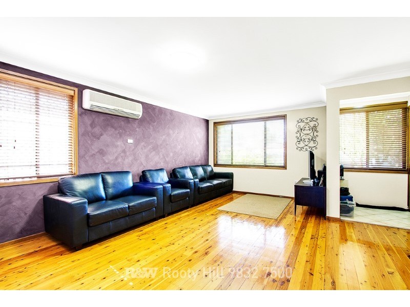 4 Cress Place, Quakers Hill NSW 2763