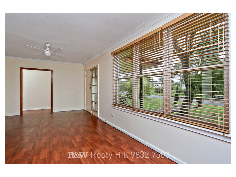 28 Leonard Street, Colyton NSW 2760