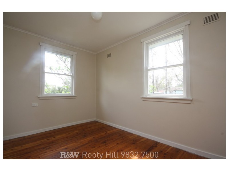 18 Orana Avenue, Penrith NSW 2750