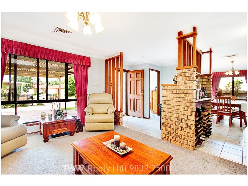 14 Grazier Place, Minchinbury NSW 2770