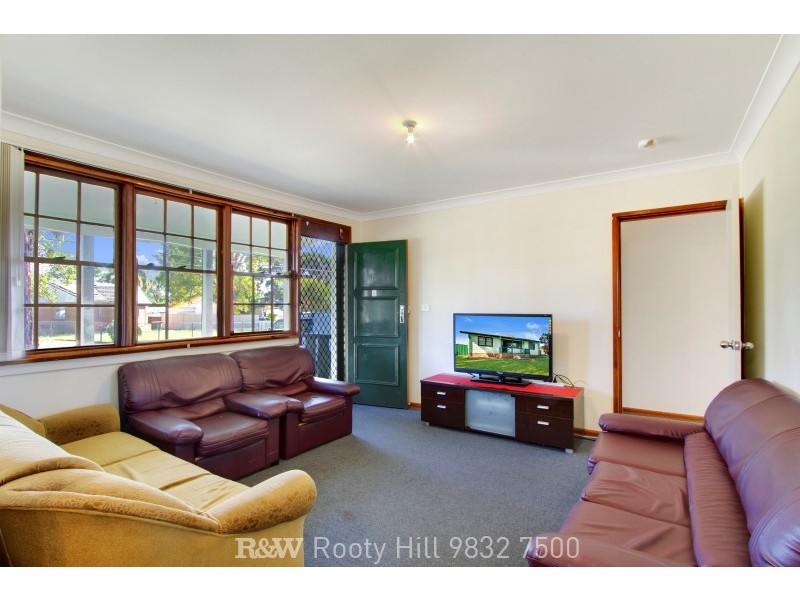 44 Tarawa Road, Lethbridge Park NSW 2770