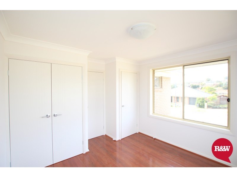 27 Gawler Avenue, Minto NSW 2566