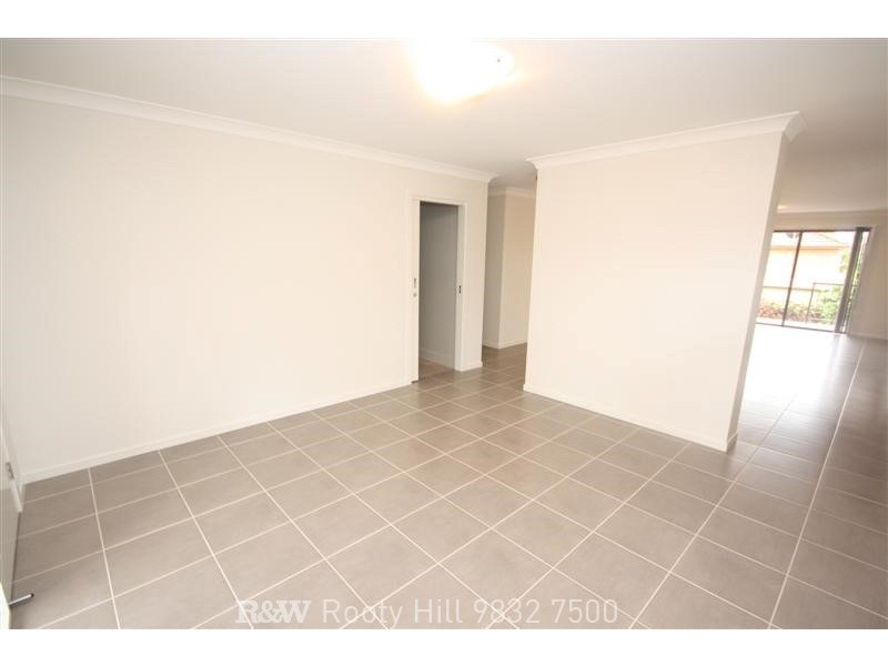 1/30 Valma Place, Colyton NSW 2760