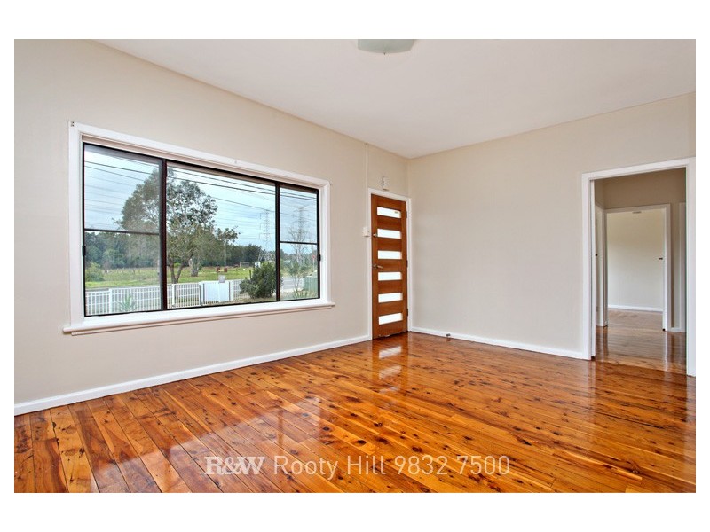 27 Melbourne Street, Oxley Park NSW 2760