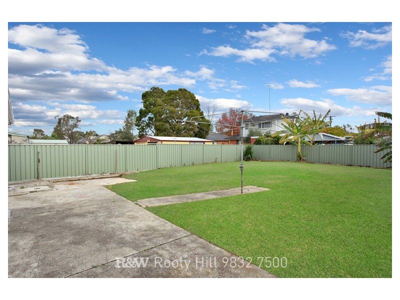 27 Melbourne Street, Oxley Park NSW 2760