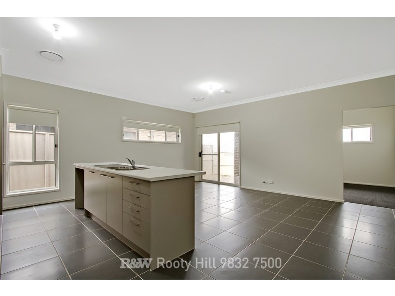 18 Dutton Street, Spring Farm NSW 2570