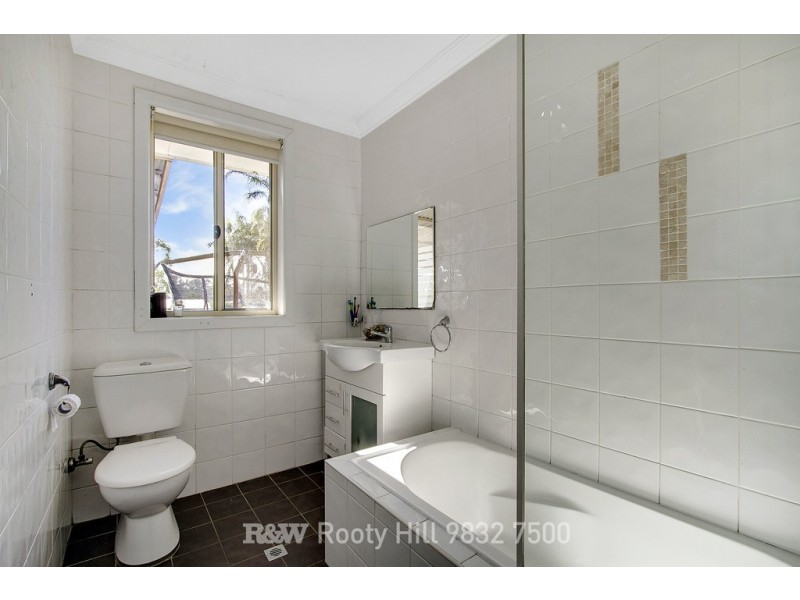 43 Roebuck Crescent, Willmot NSW 2770