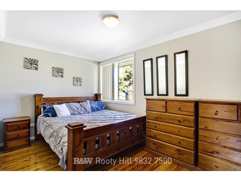 43 Roebuck Crescent, Willmot NSW 2770
