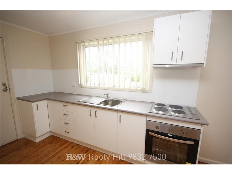 88 Eton Road, Cambridge Park NSW 2747