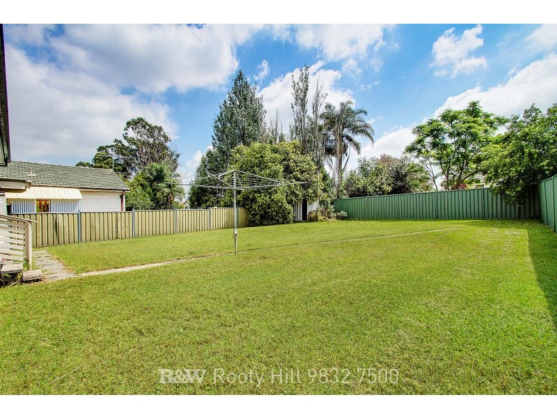 44 Waikanda Crescent, Whalan NSW 2770