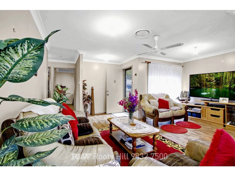 8a Thompson Avenue, St Marys NSW 2760