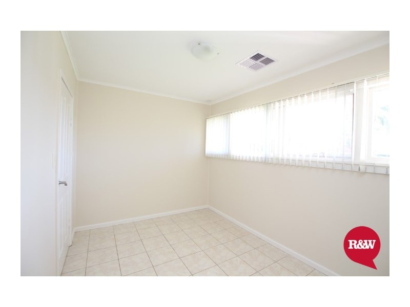 30 Ellengowen Crescent, Whalan NSW 2770