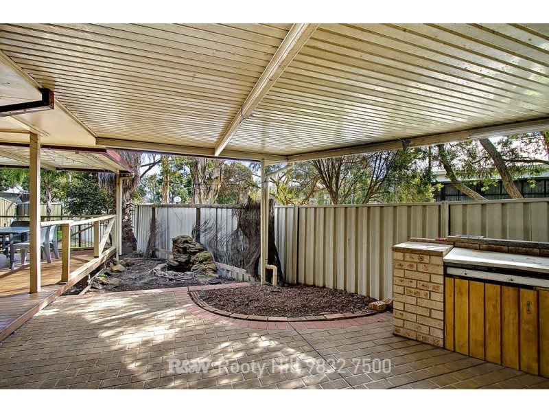 19 Ferrier Crescent, Minchinbury NSW 2770