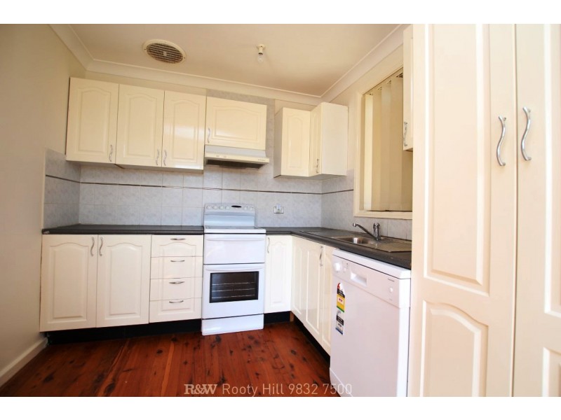 30 Fitzgerald Crescent, Blackett NSW 2770