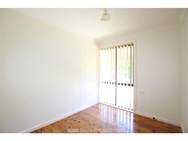 30 Fitzgerald Crescent, Blackett NSW 2770