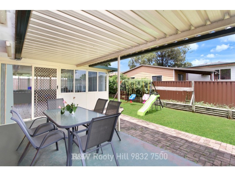 12 Shearer Street, St Clair NSW 2759