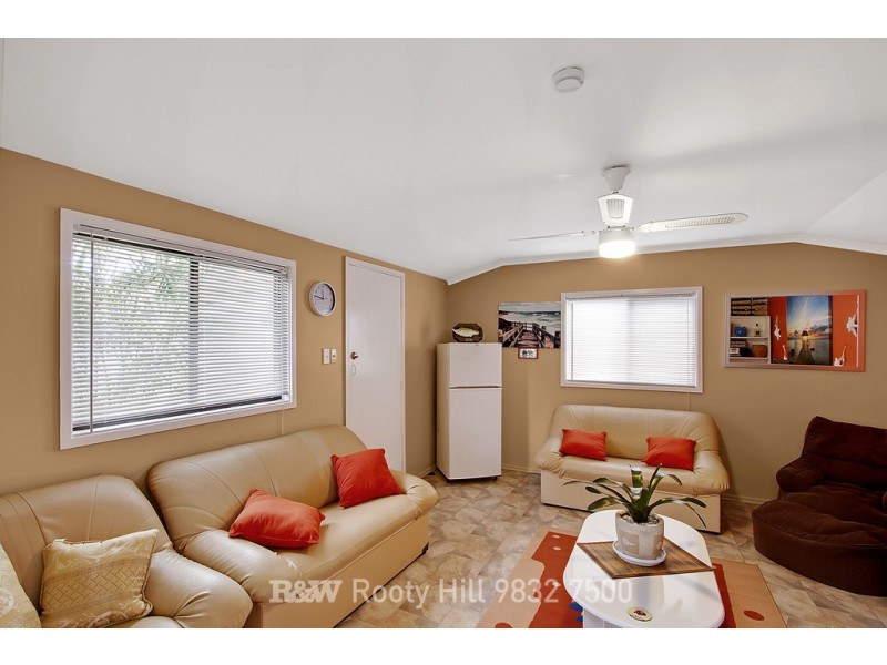 57 Nella Dan Avenue, Tregear NSW 2770